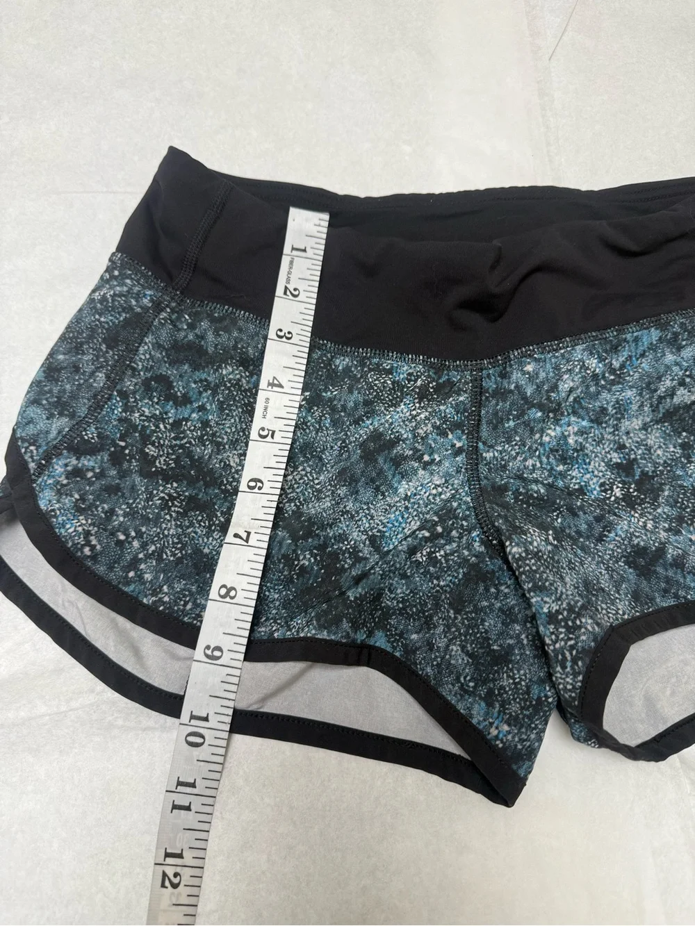 Lululemon Speed Short (2 1/2